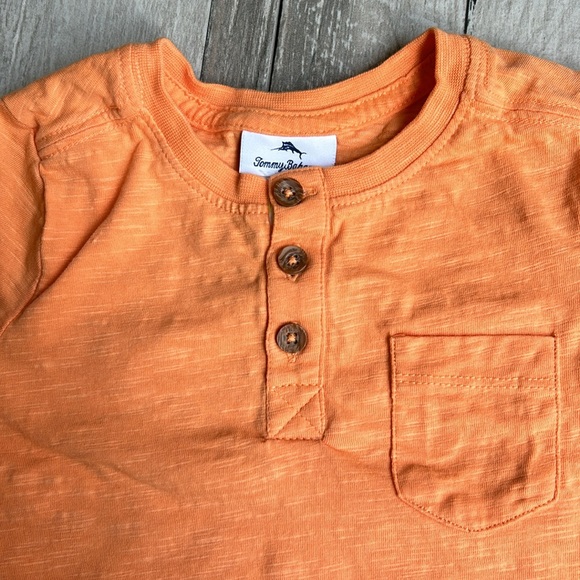 Tommy Bahama pocket tee size 3T - Picture 3 of 4
